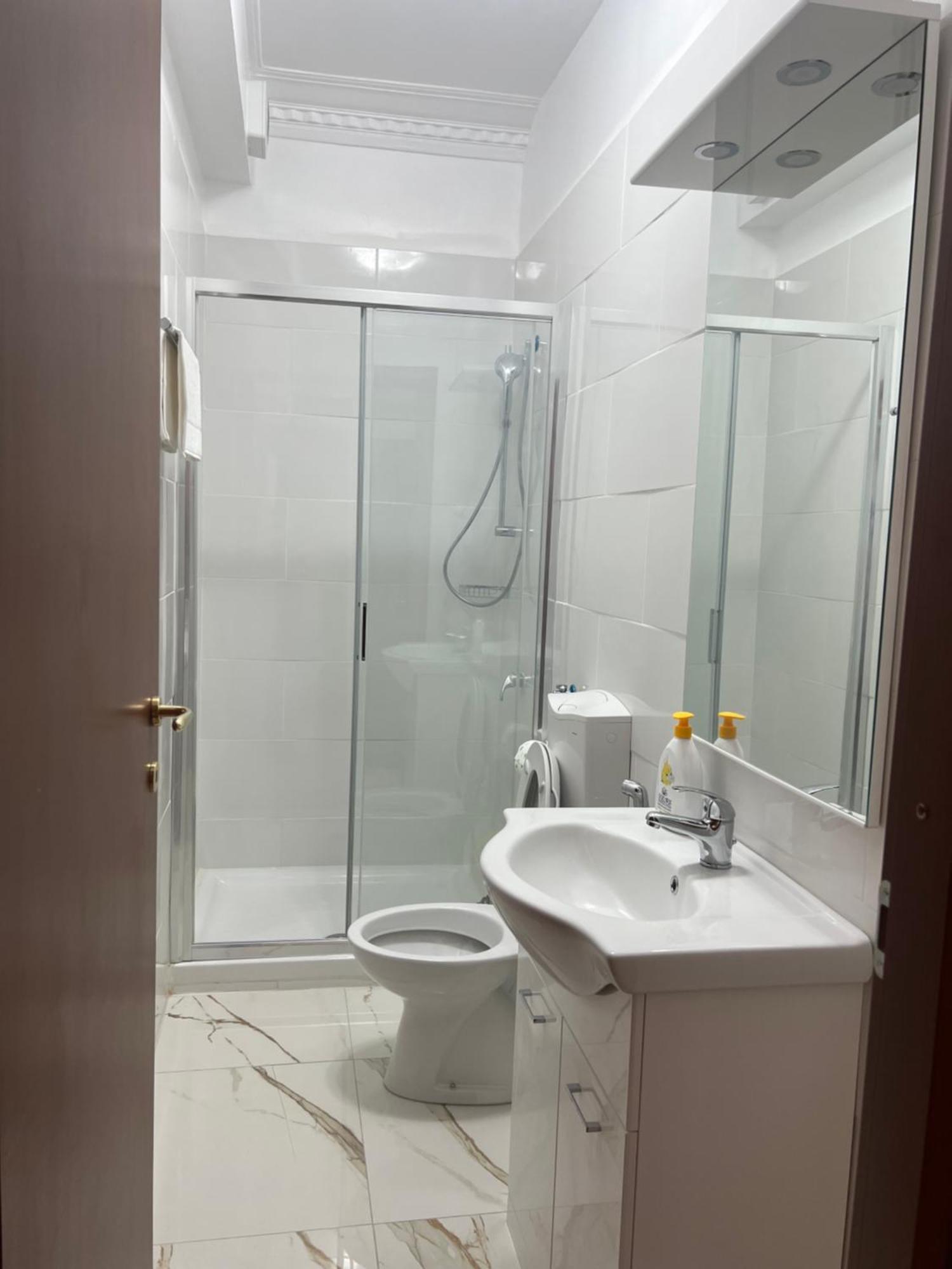Bed and Breakfast Termini Gioberti Рим Экстерьер фото